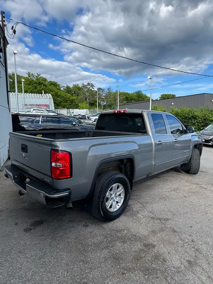 GMC Sierra 1500 снимка GMC Sierra 1500