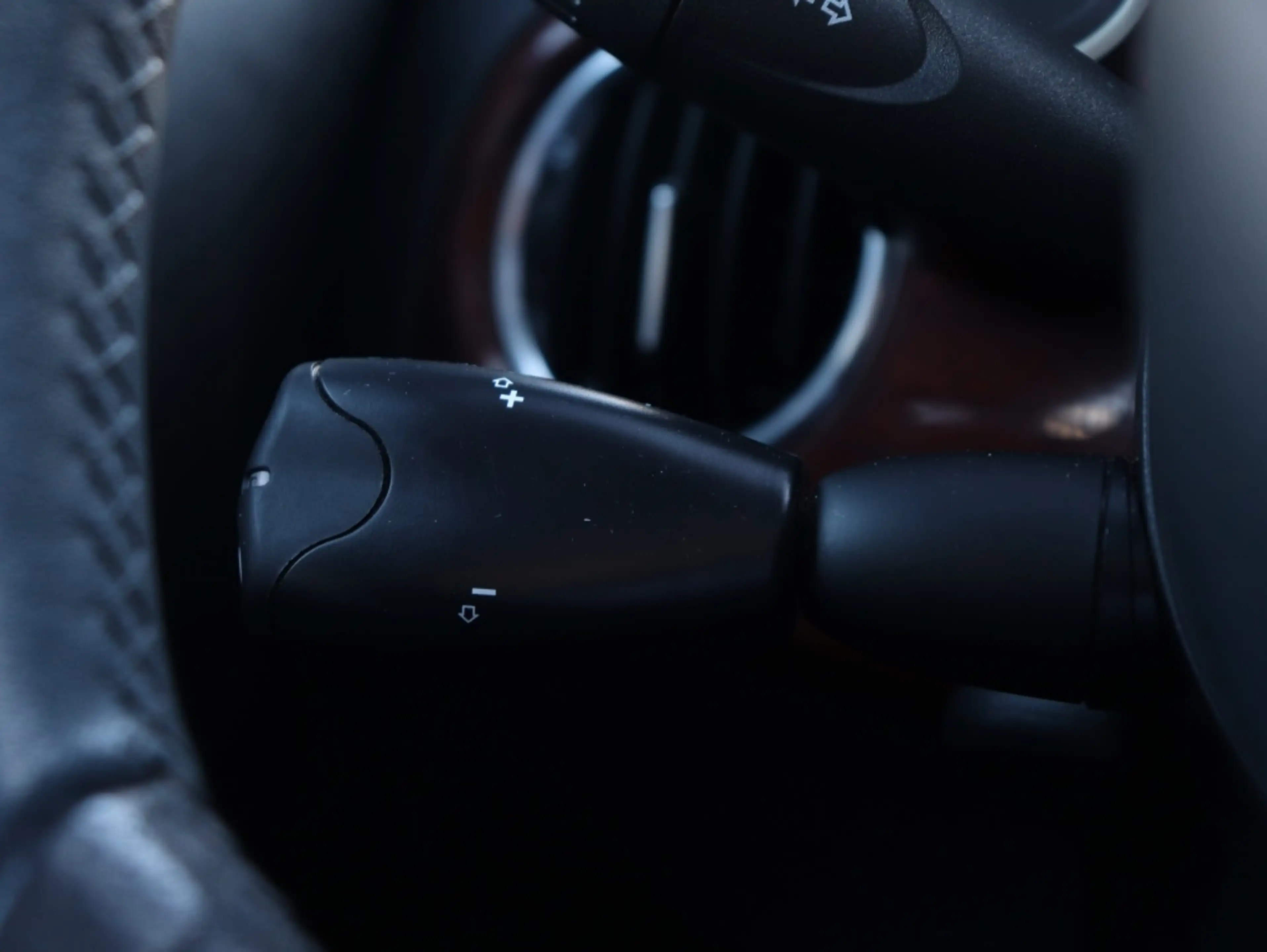 Abarth 595 Cabrio 1.4 T-Jet 180 PK Rivale | Akrapovic | Beats — photo 15