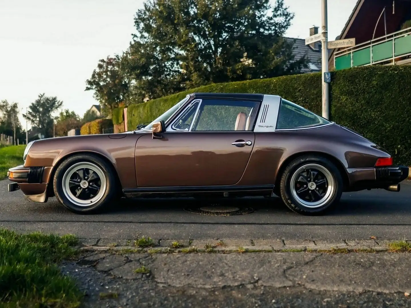 Porsche 911 Targa G Barna - 2
