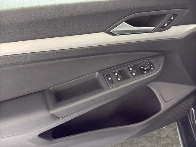 Volkswagen Golf view 14