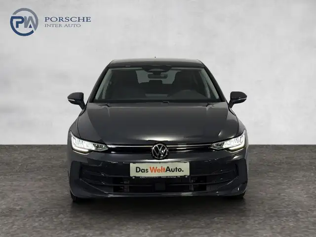 Volkswagen Golf view 2