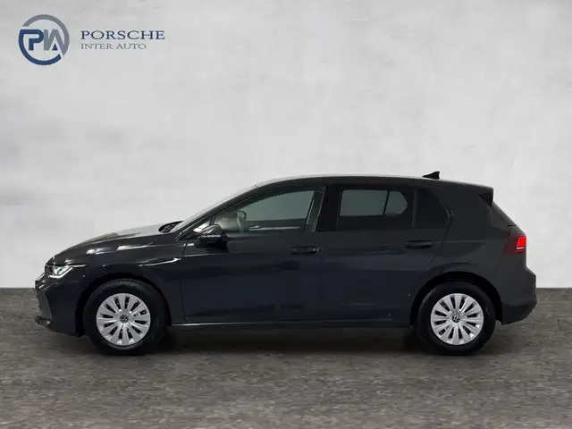 Volkswagen Golf view 3