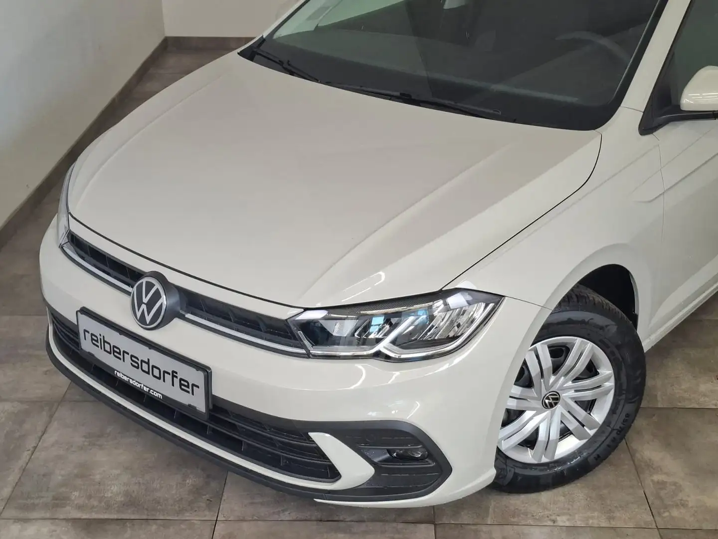 Volkswagen Polo 4Me TSI Grau - 2