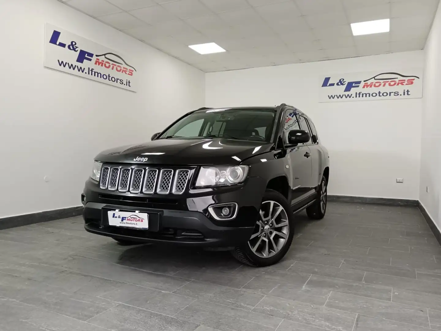 Jeep Compass 2.2 CRD Limited Noir - 1