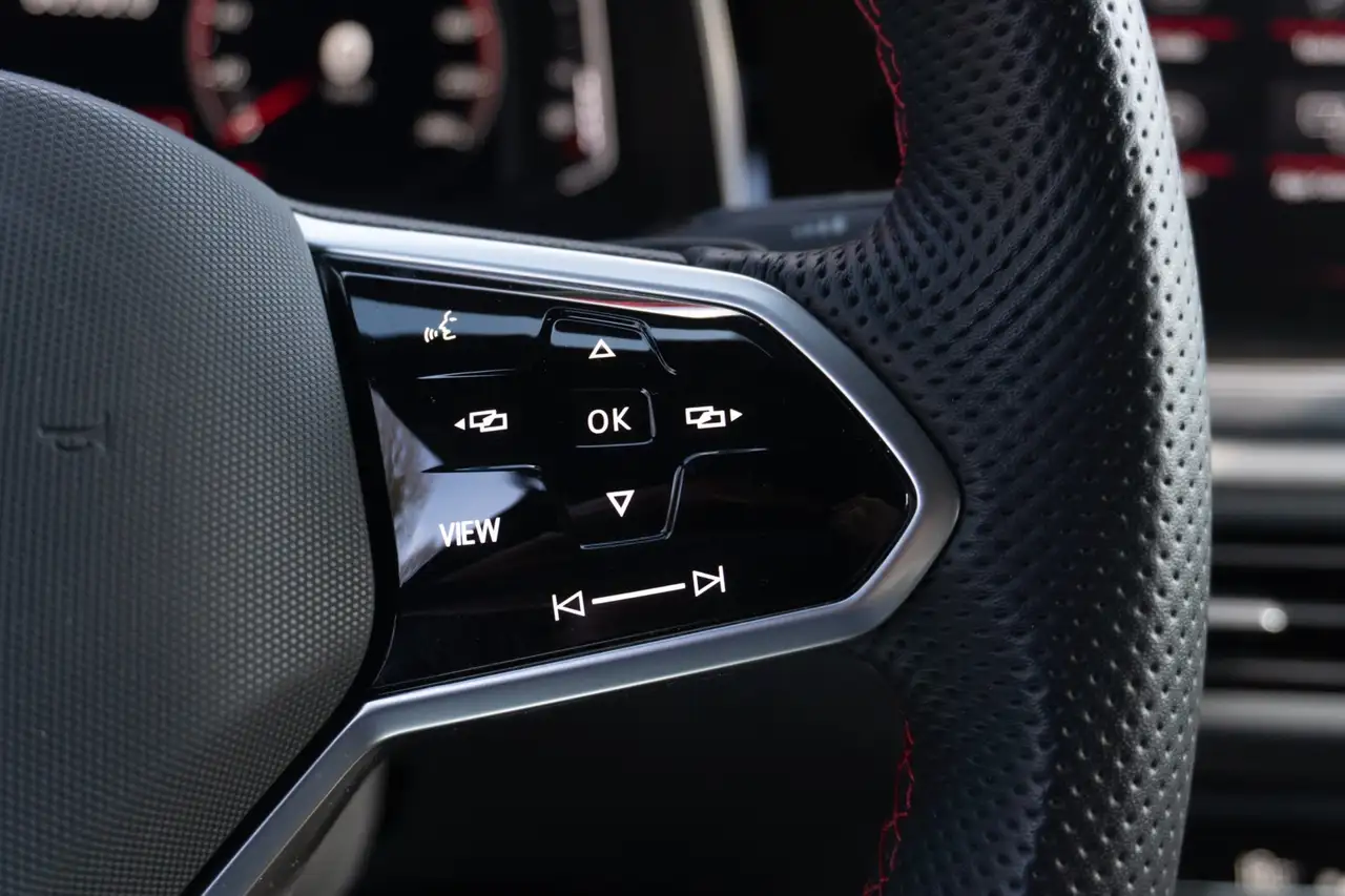 Volkswagen Polo GTI 2.0 TSI | Digital Dash | DSG |Dealer Onderhouden 12