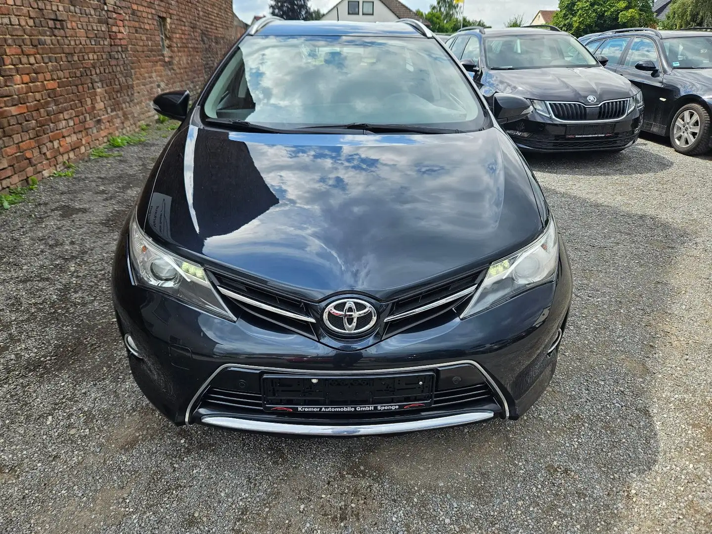 Toyota Auris Touring Sports Life+ Noir - 2