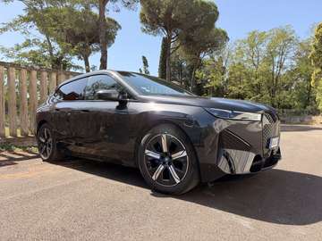xDrive40 Sport