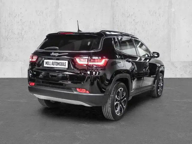 Jeep Compass view 2