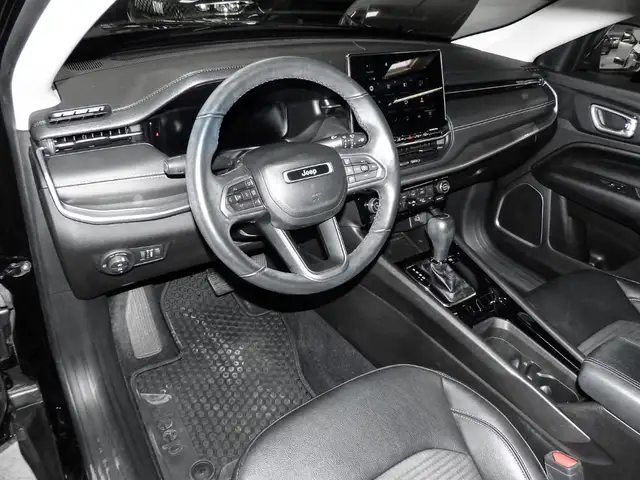 Jeep Compass view 5