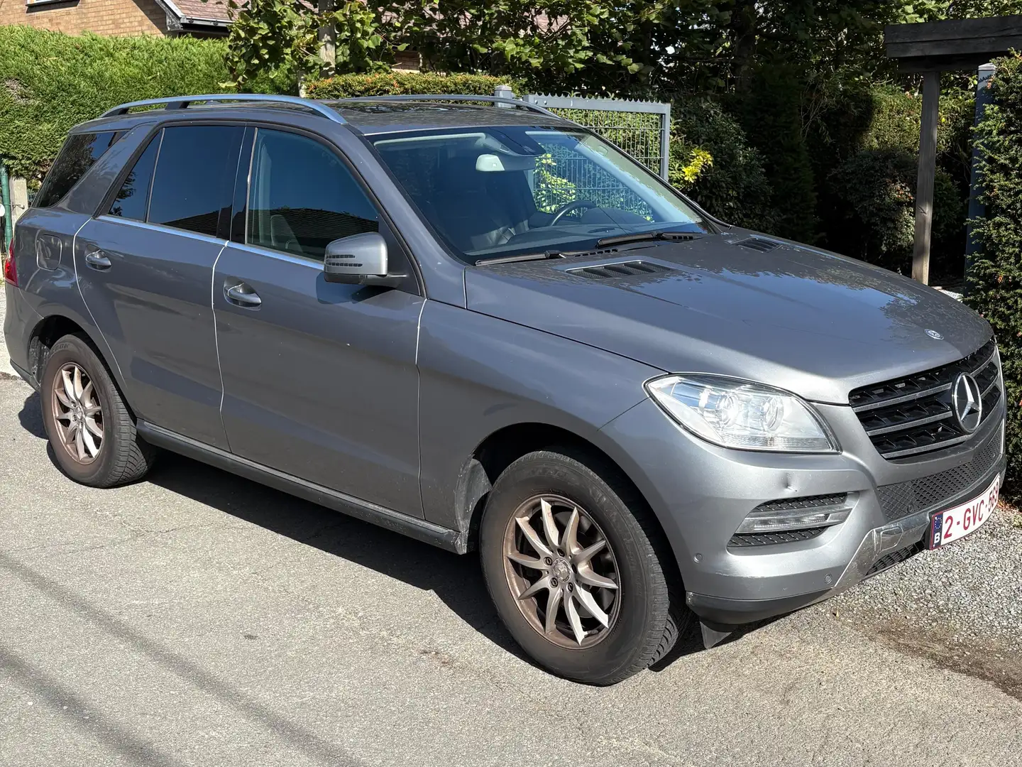Mercedes-Benz ML 250 Šedá - 1