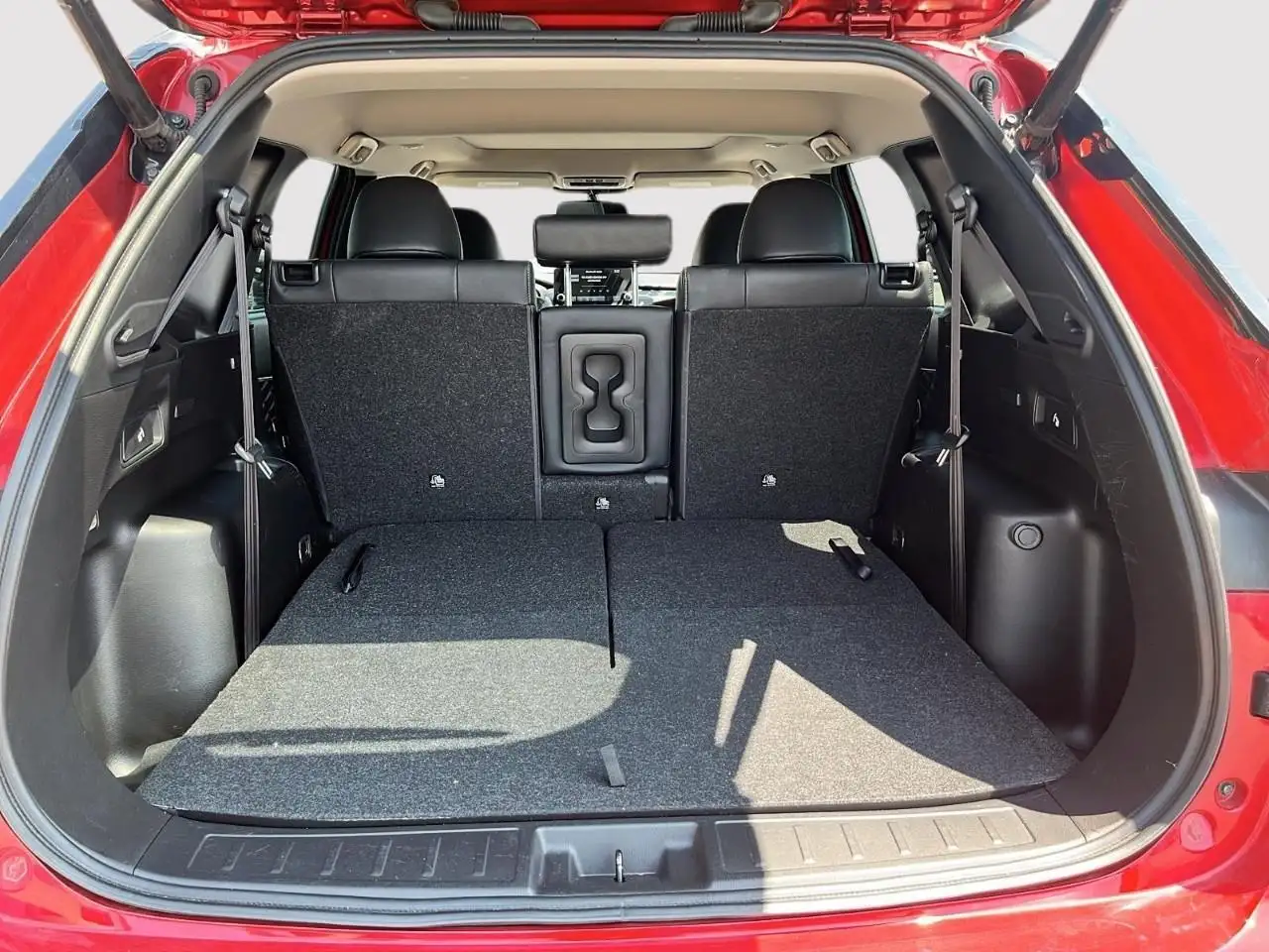Mitsubishi Outlander снимка Mitsubishi Outlander