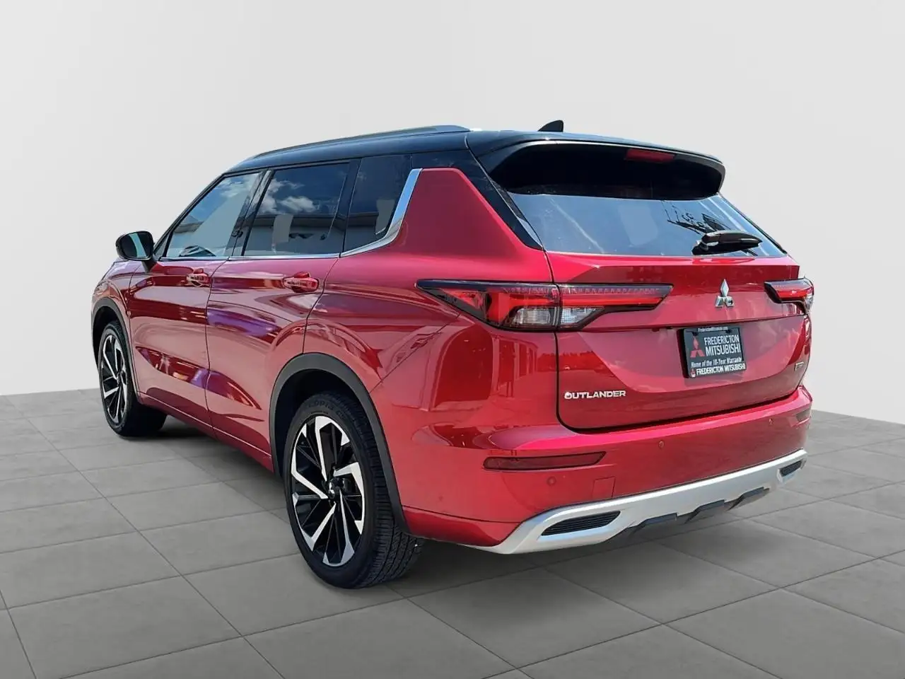 Mitsubishi Outlander снимка Mitsubishi Outlander