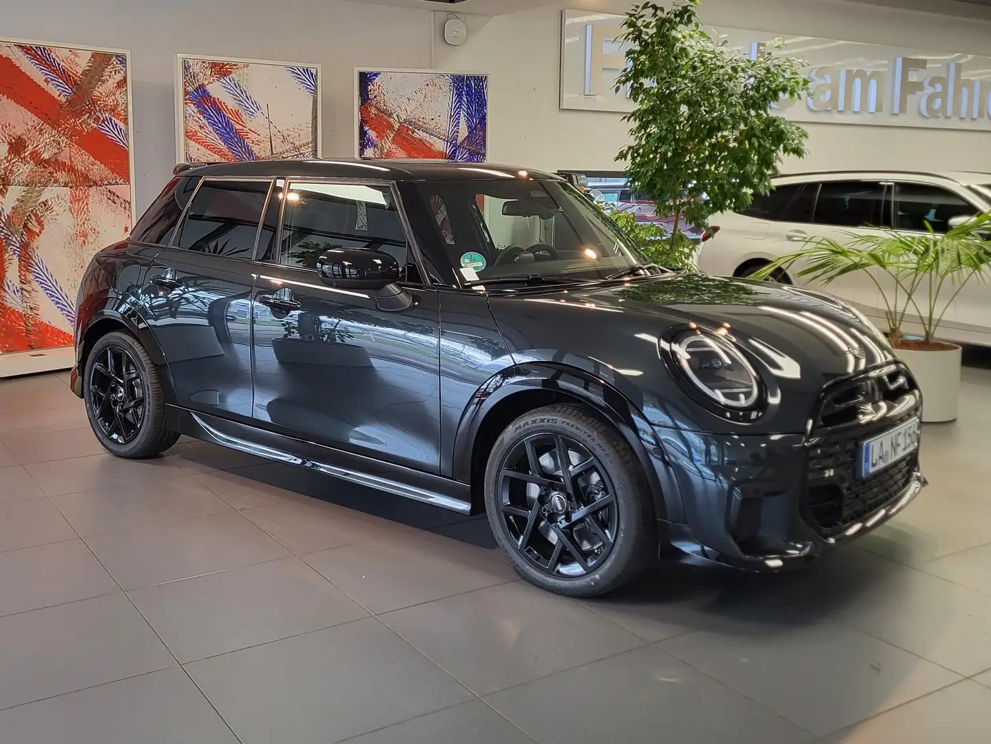 MINI Cooper S JCW Trim Vollausstattung, Paket XL Grau - 2