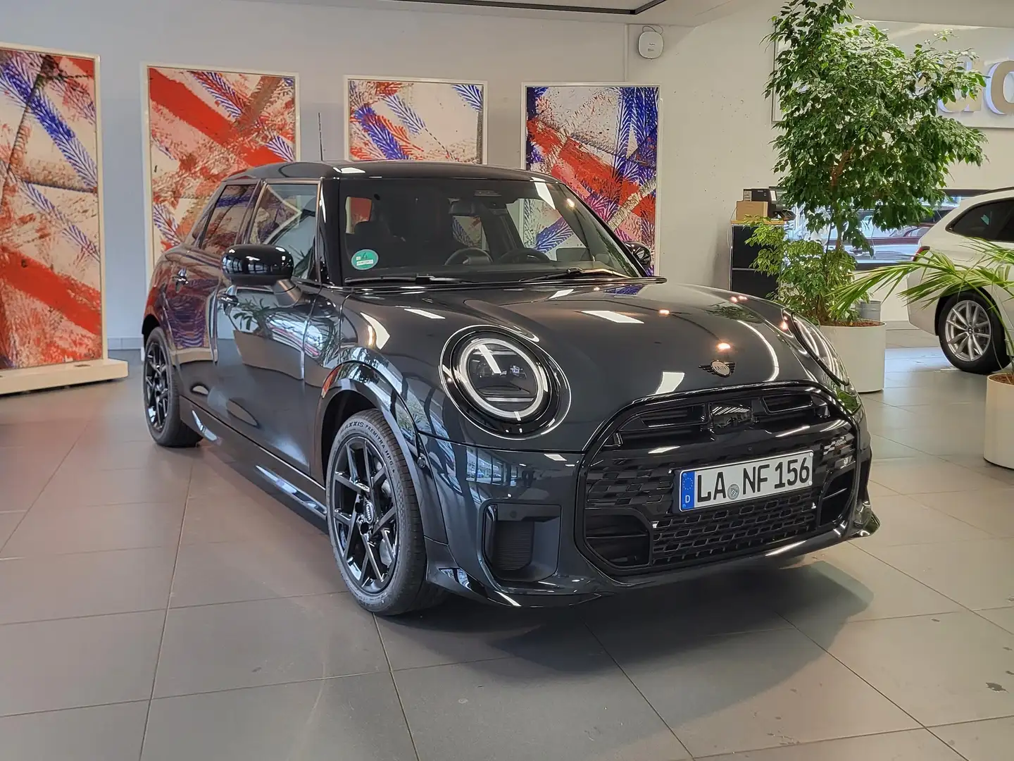 MINI Cooper S JCW Trim Vollausstattung, Paket XL Grau - 1