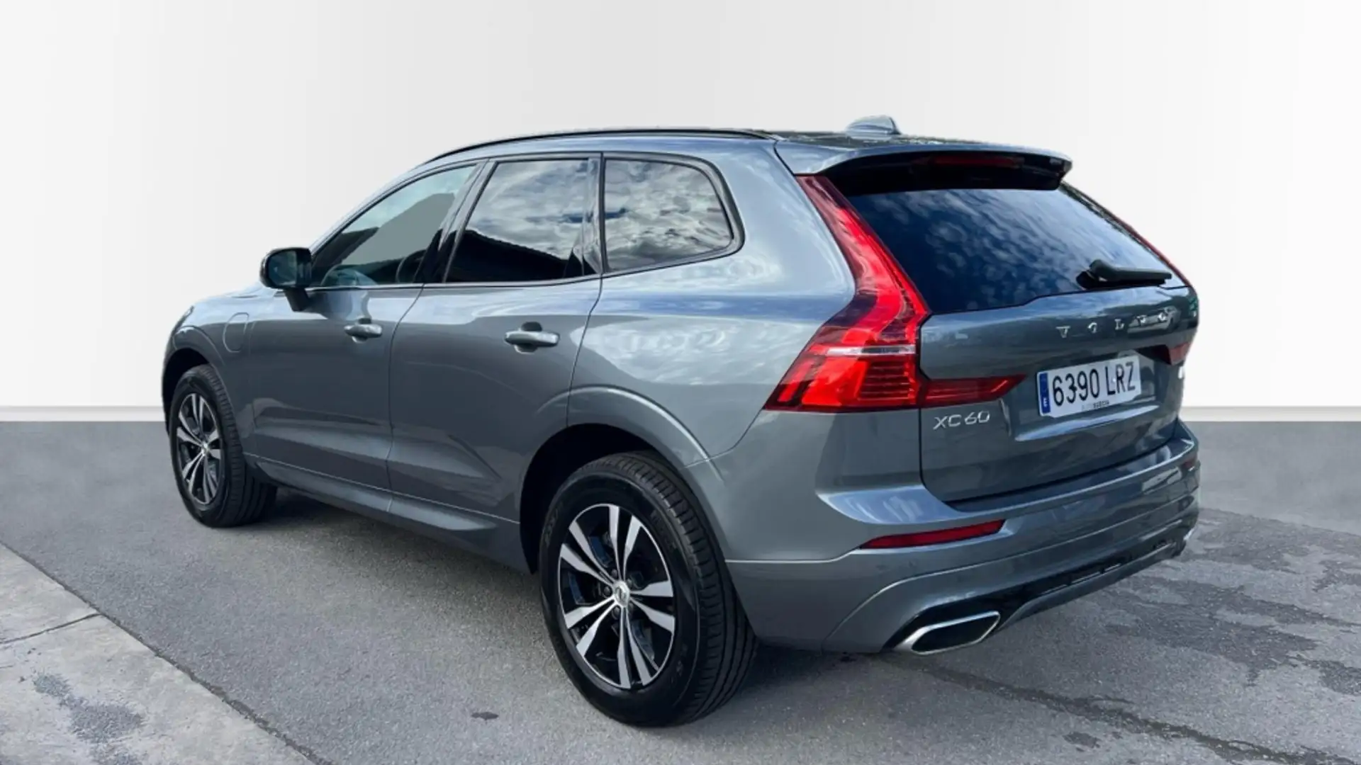 Volvo XC60 T6 TWIN RECHARGE R-DESIGN Gris - 2