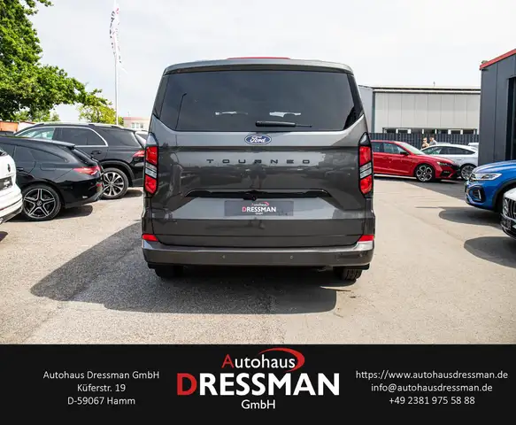 Ford Tourneo Custom view 5