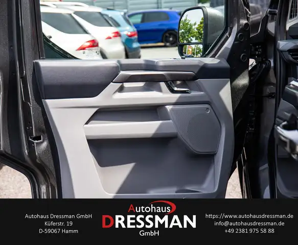 Ford Tourneo Custom view 8
