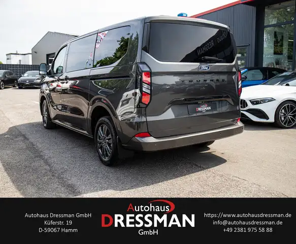 Ford Tourneo Custom view 6
