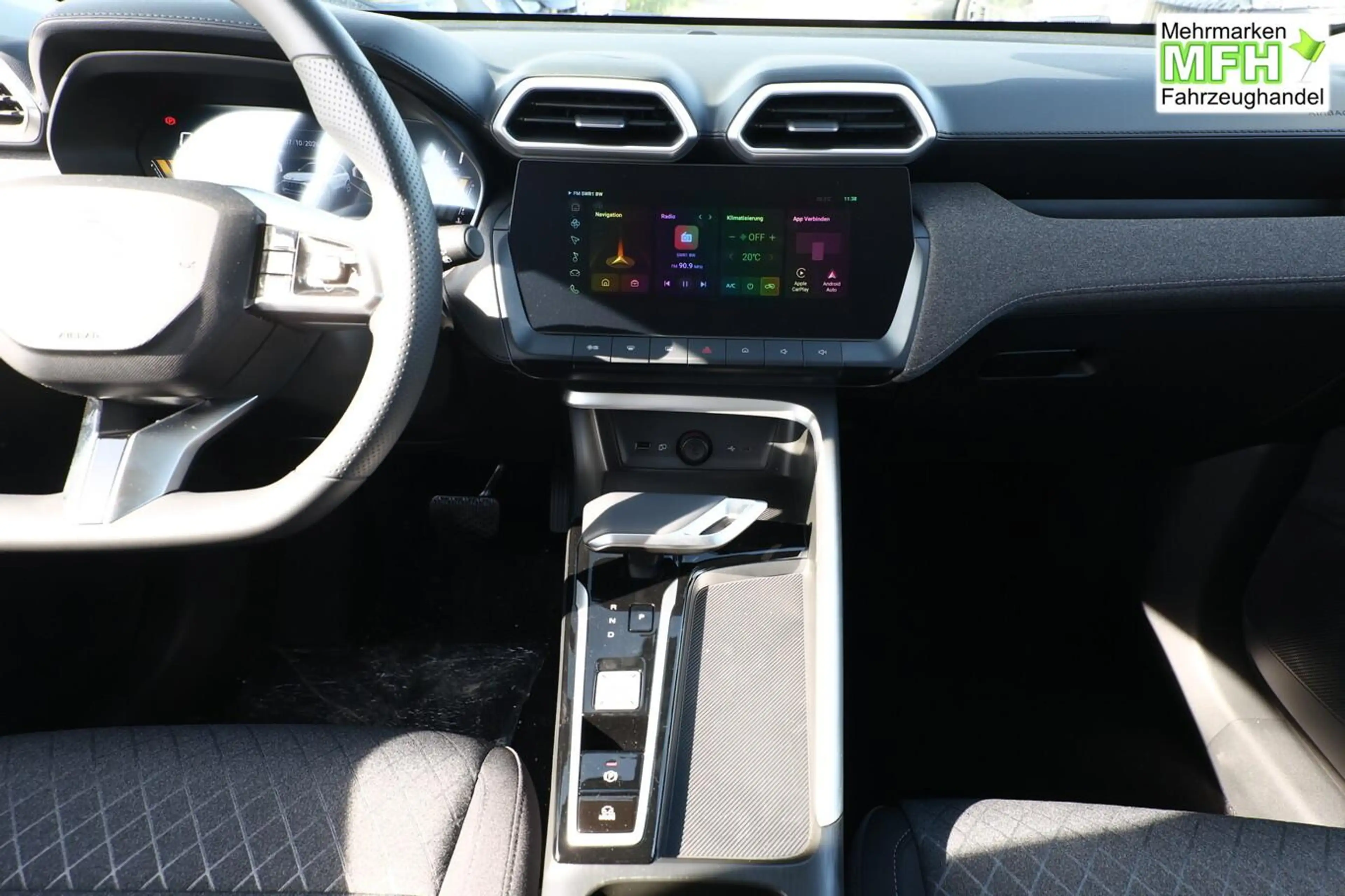 MG ZS Hybrid+ Standard ACC Kam Nav TotW PDC AppCo 75 ... — photo 7