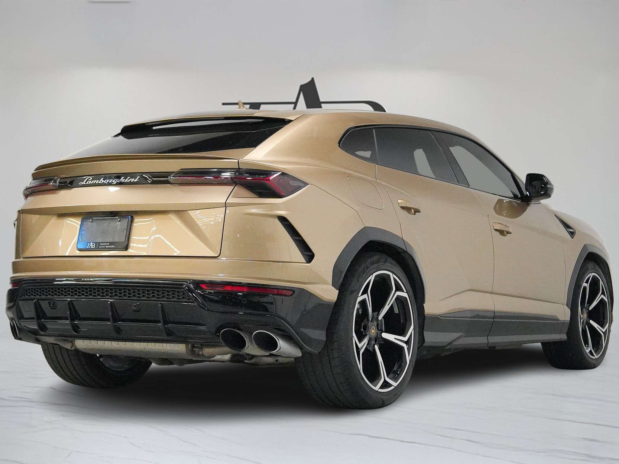 used 2022 Lamborghini Urus car, priced at $255,900