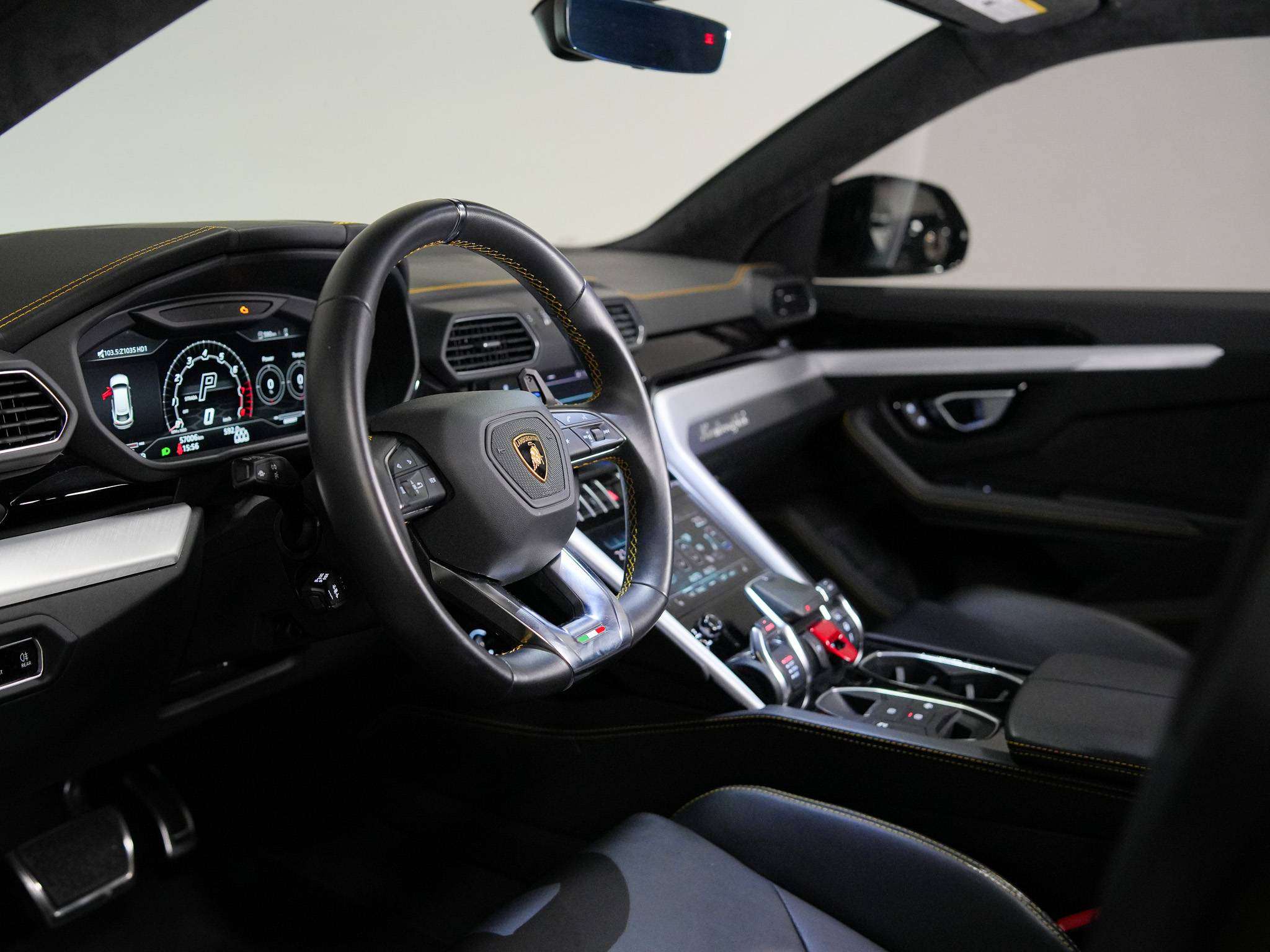 used 2022 Lamborghini Urus car, priced at $255,900