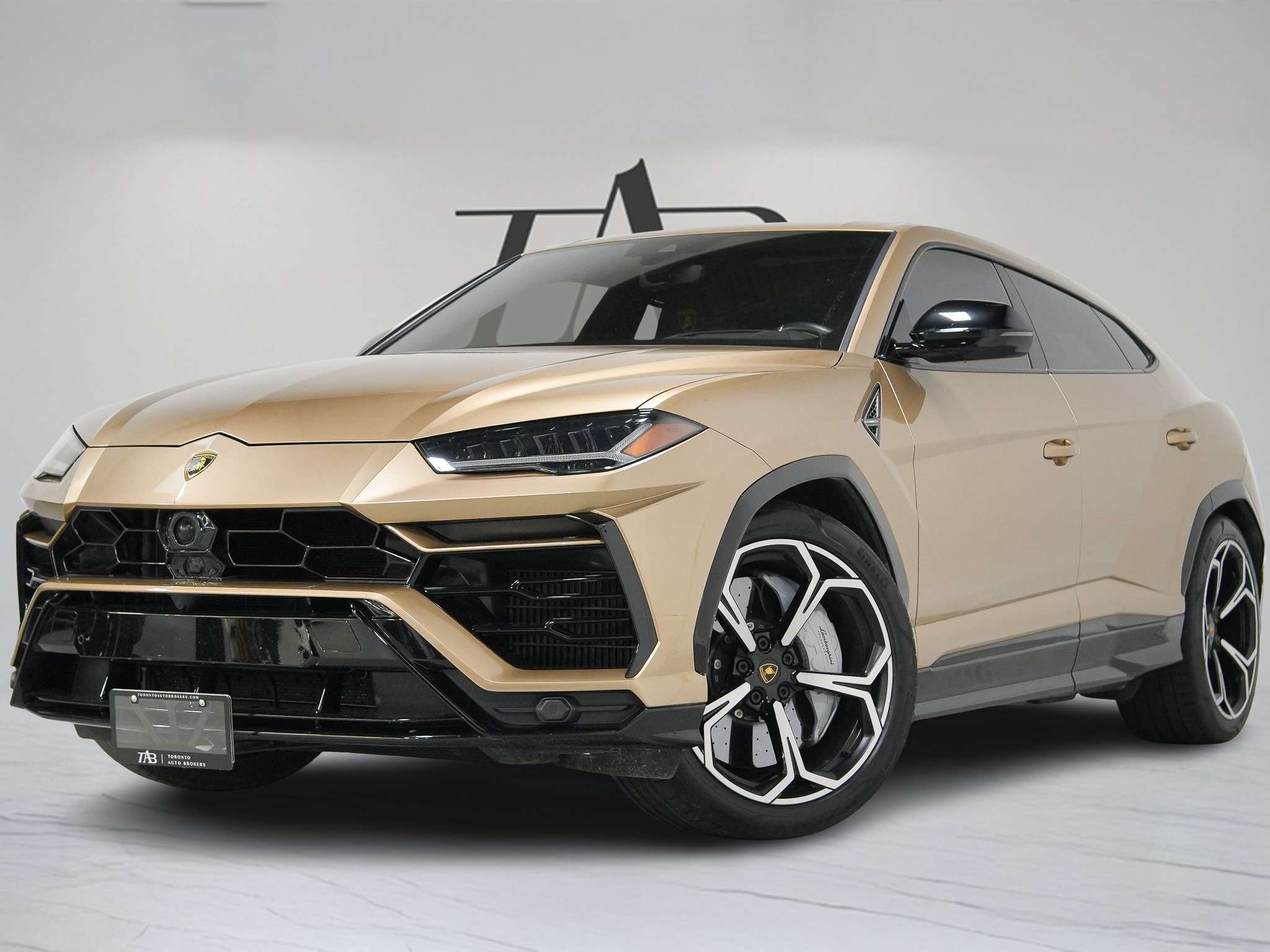 used 2022 Lamborghini Urus car, priced at $255,900