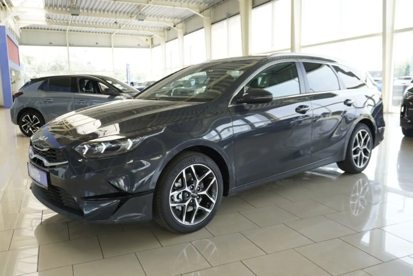 Kia Ceed / cee'd Sportswagon 1,5 T-GDI DCT 17*Alu/LED/Navi/Keyless Grau - 1