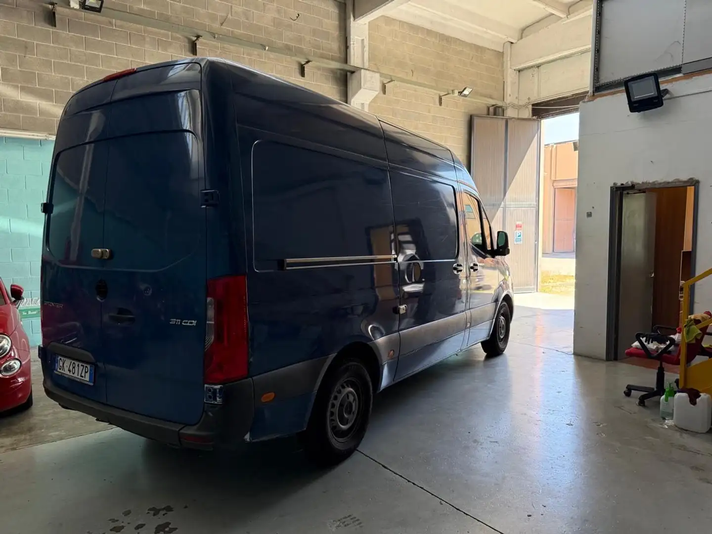 Mercedes-Benz Sprinter 311 CDI F37/33 Tetto Alto Modrá - 2
