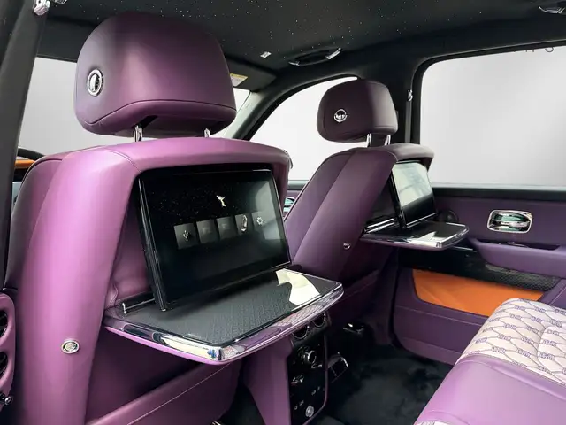 Rolls-Royce Cullinan view 12
