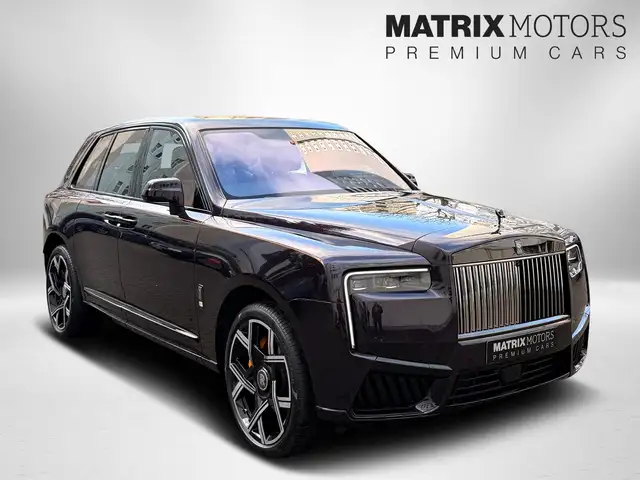 Rolls-Royce Cullinan view 9