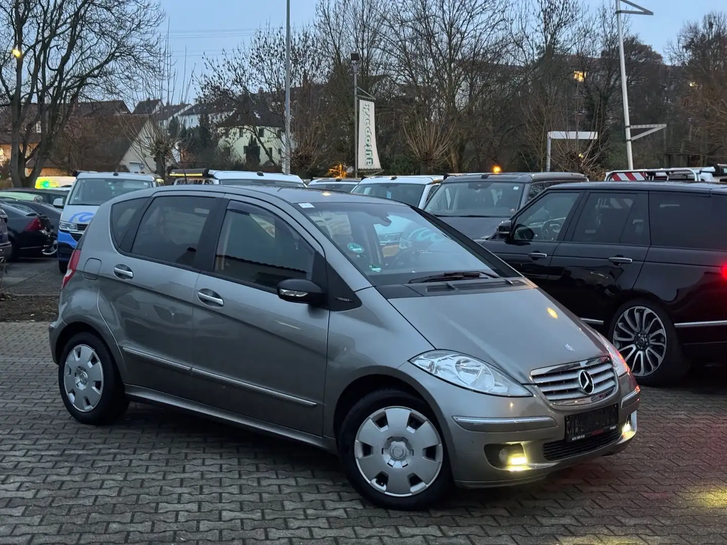 Mercedes-Benz A 170 A-Klasse 5-Türer Autotronic Classic guter Zustan - 1