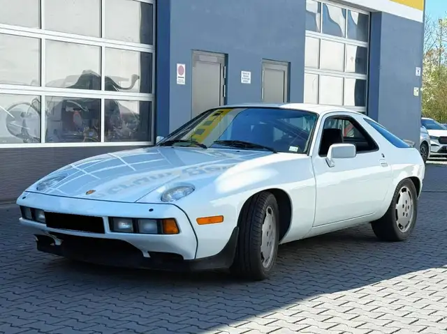 Porsche 928 S 4.7 V8 AUTOMATIK LEDER S-DACH KLIMA OLDTIMER