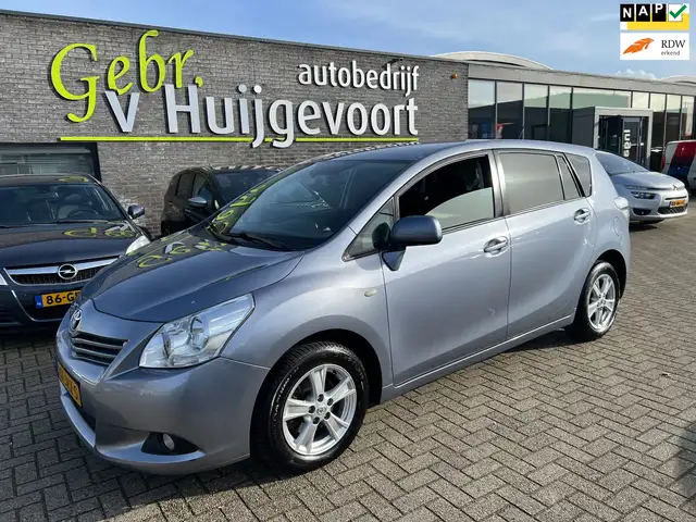 Toyota Verso 1.6 VVT-i Dynamic