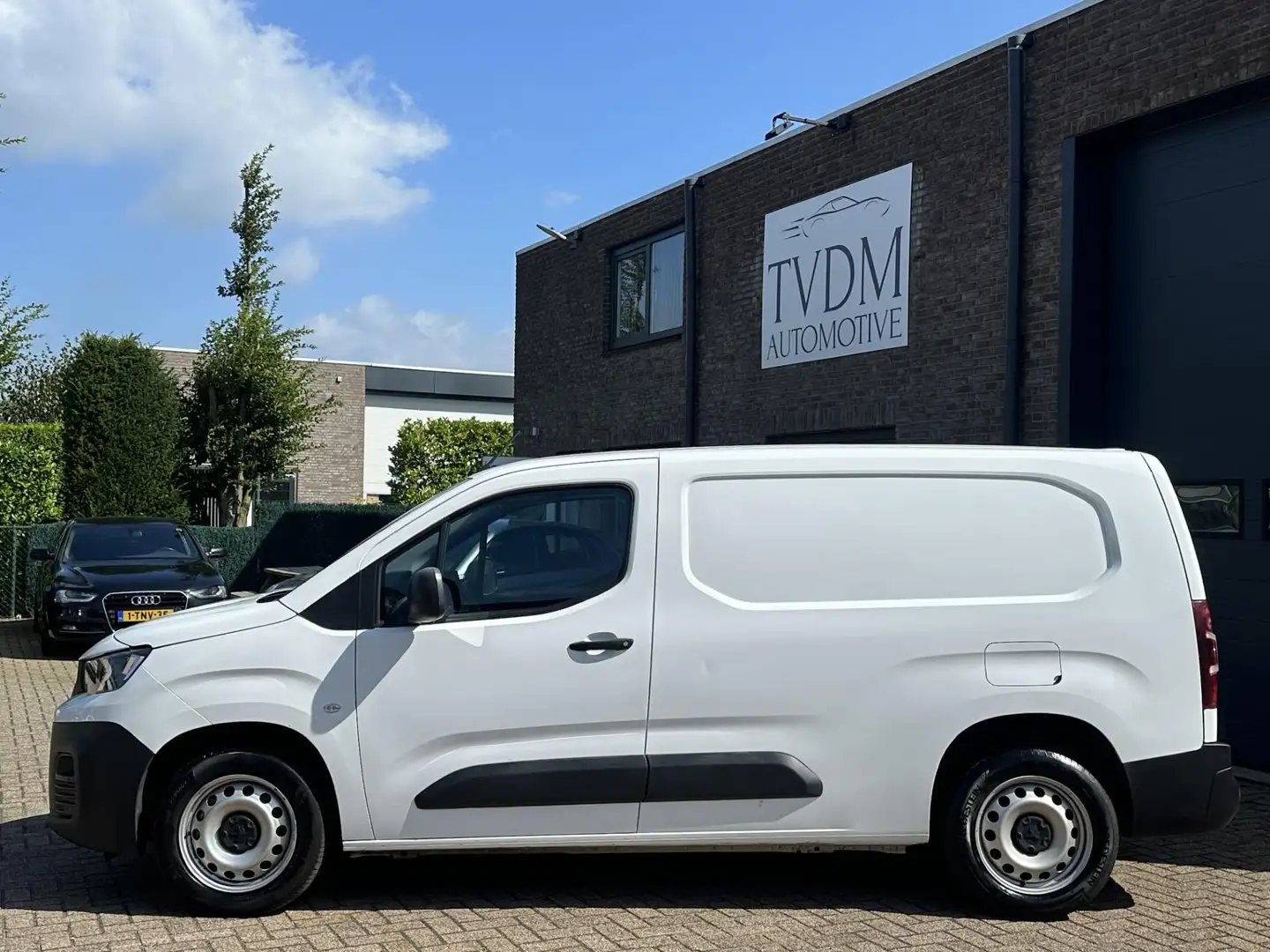 Peugeot Partner 1.5 BlueHDI Premium Long Apple carplay Cruise Airc Wit - 2