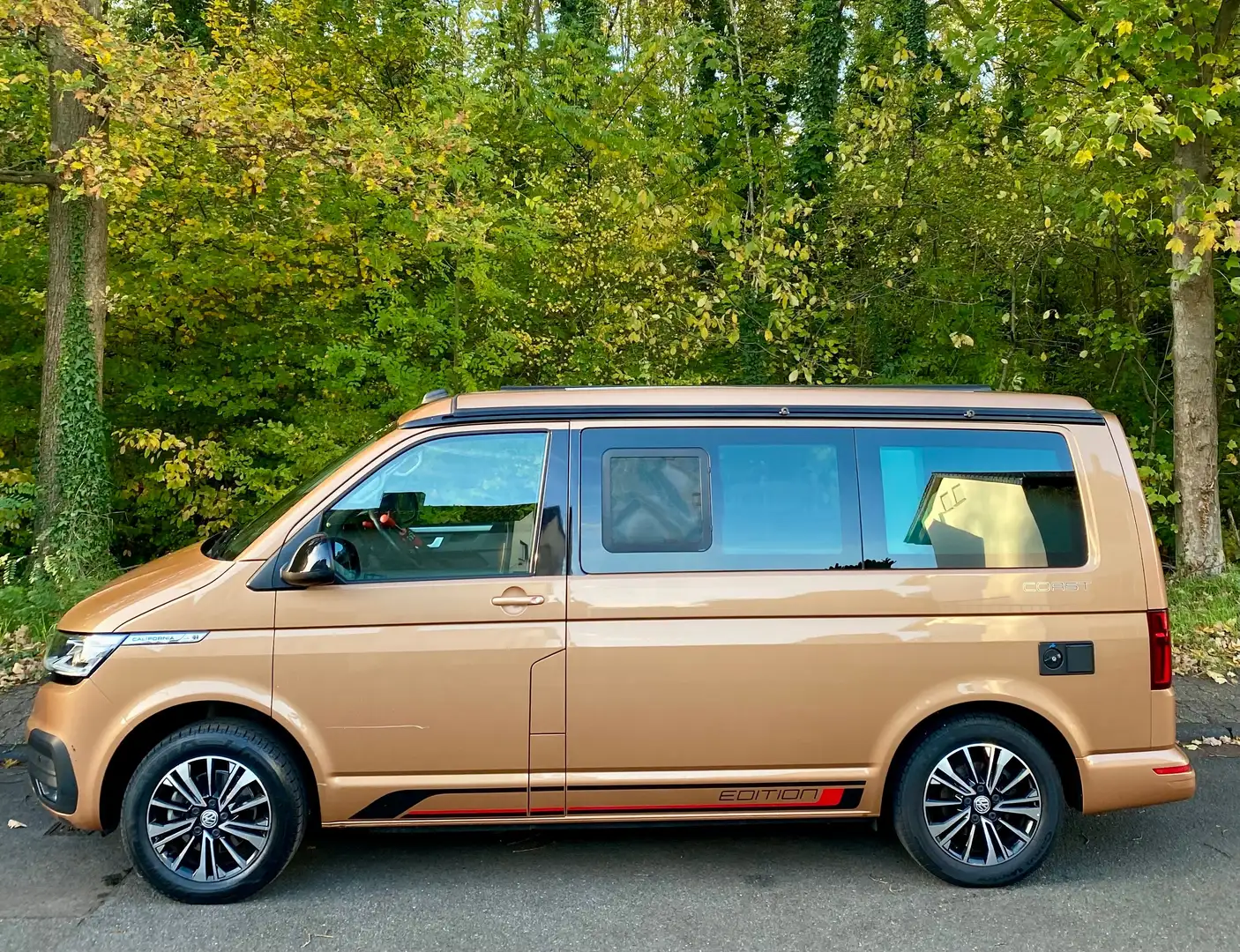 Volkswagen T6.1 California California DSG Coast Bronze - 1