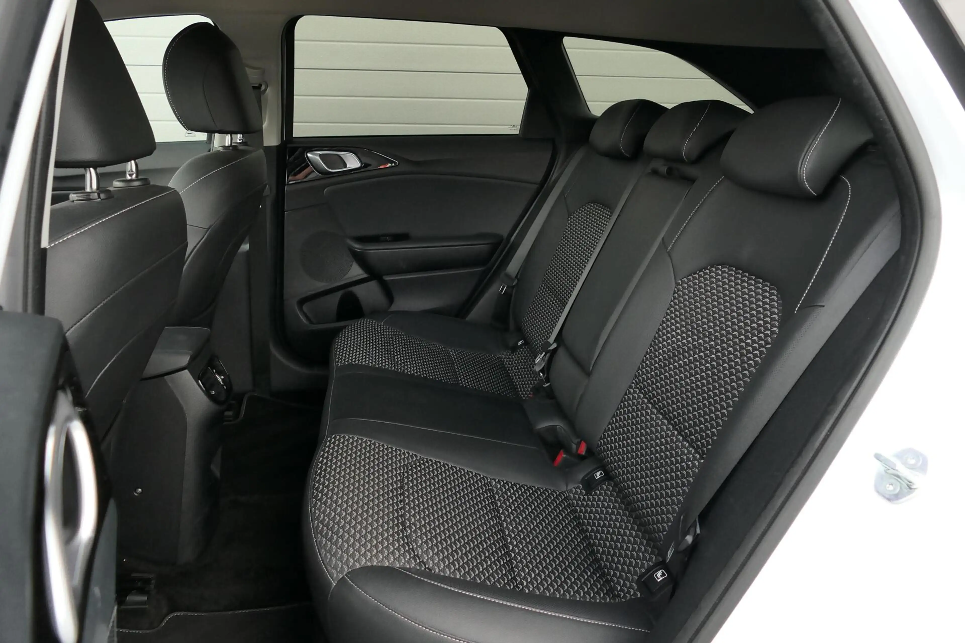 Kia Ceed SW / cee'd SW Sportswagon 1.0 T-GDi MHEV DynamicPlusLine|Stoel/s — photo 33