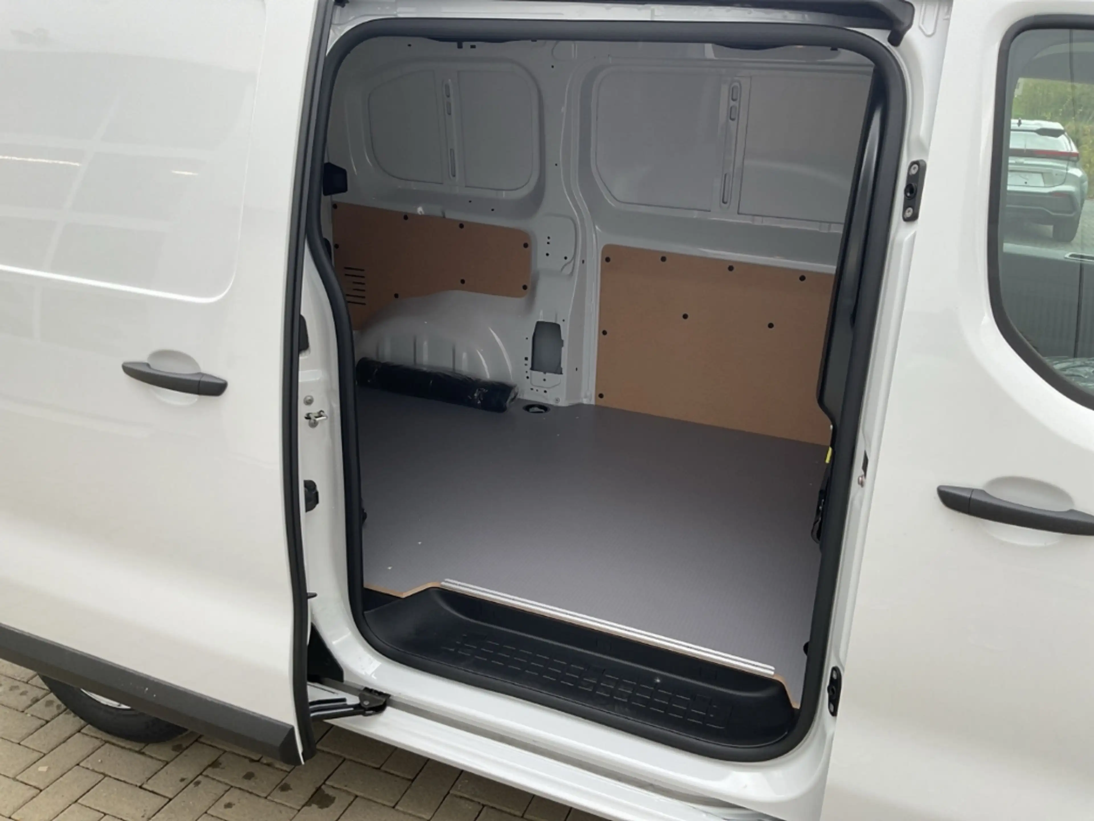 Toyota Proace L1 Kasten Work DAB Spurhalteass. Fernlichtass. Ver — photo 11