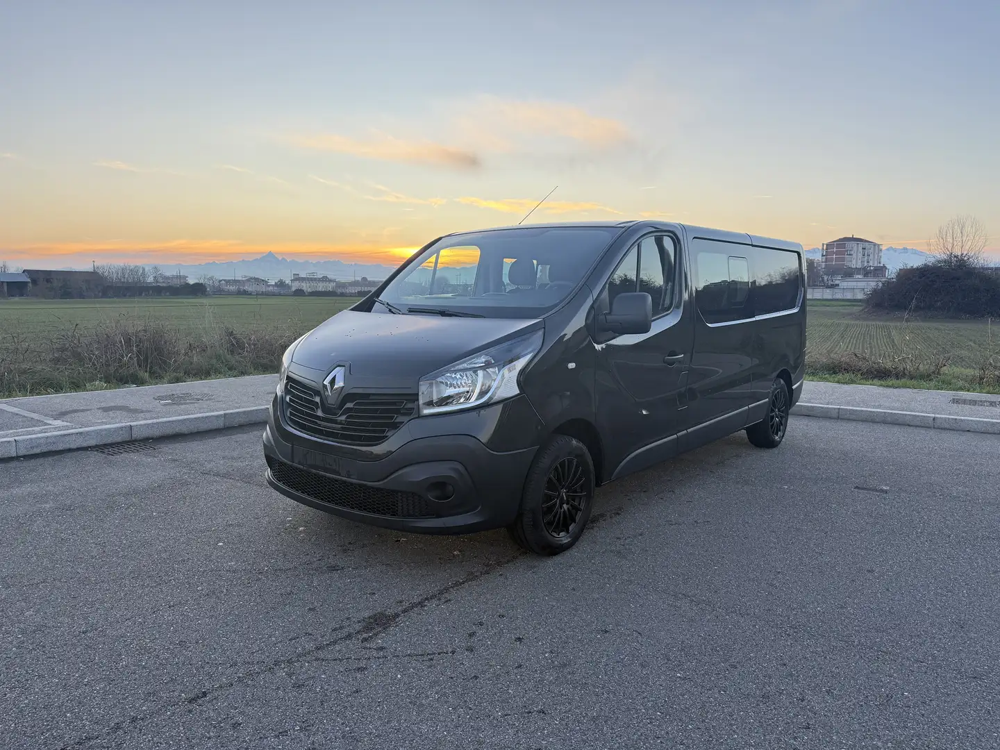 Renault Trafic 1.6 cdti professional 6 posti passo Lungo euro 6 - 2