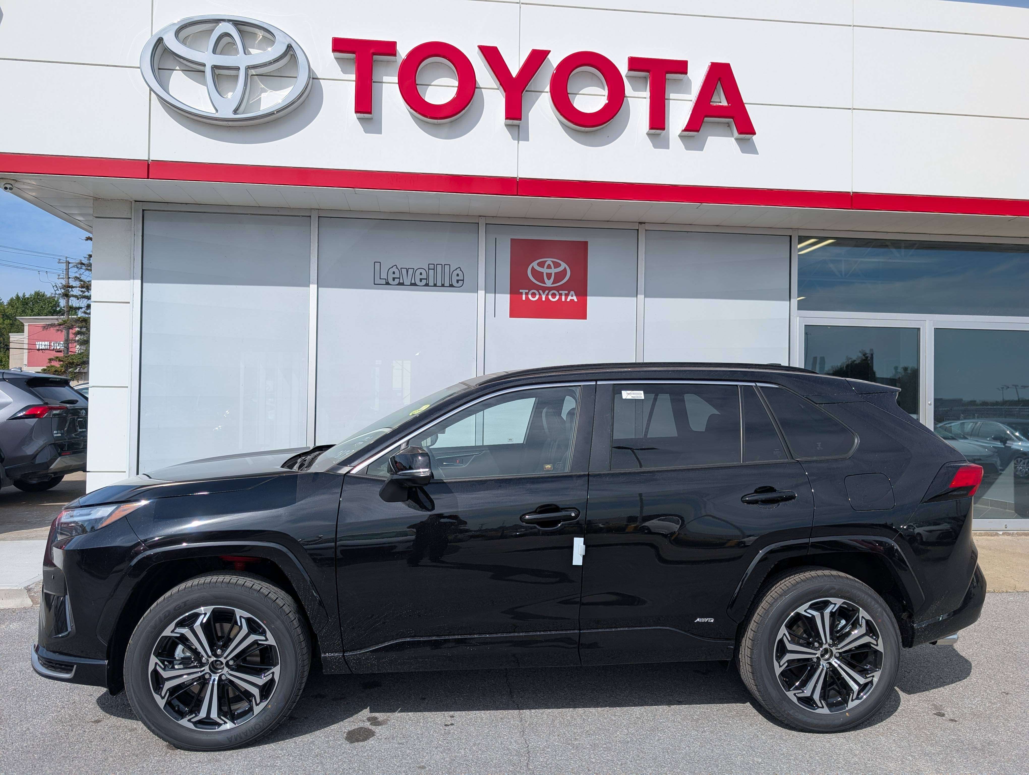 2025 Toyota RAV 4 XSE TECHNOLOGIE HYBRIDE BRANCHABLE