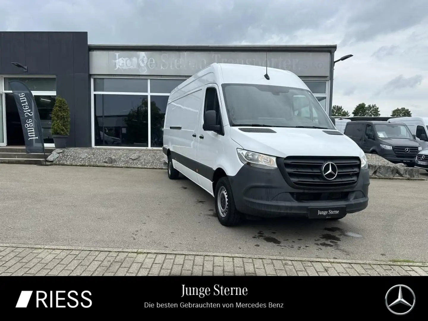 Mercedes-Benz Sprinter 319 CDI MAXI/L3H2/AHK3,5t/4325/MBUX/NAVI/KLIMA/AUT Blanc - 1