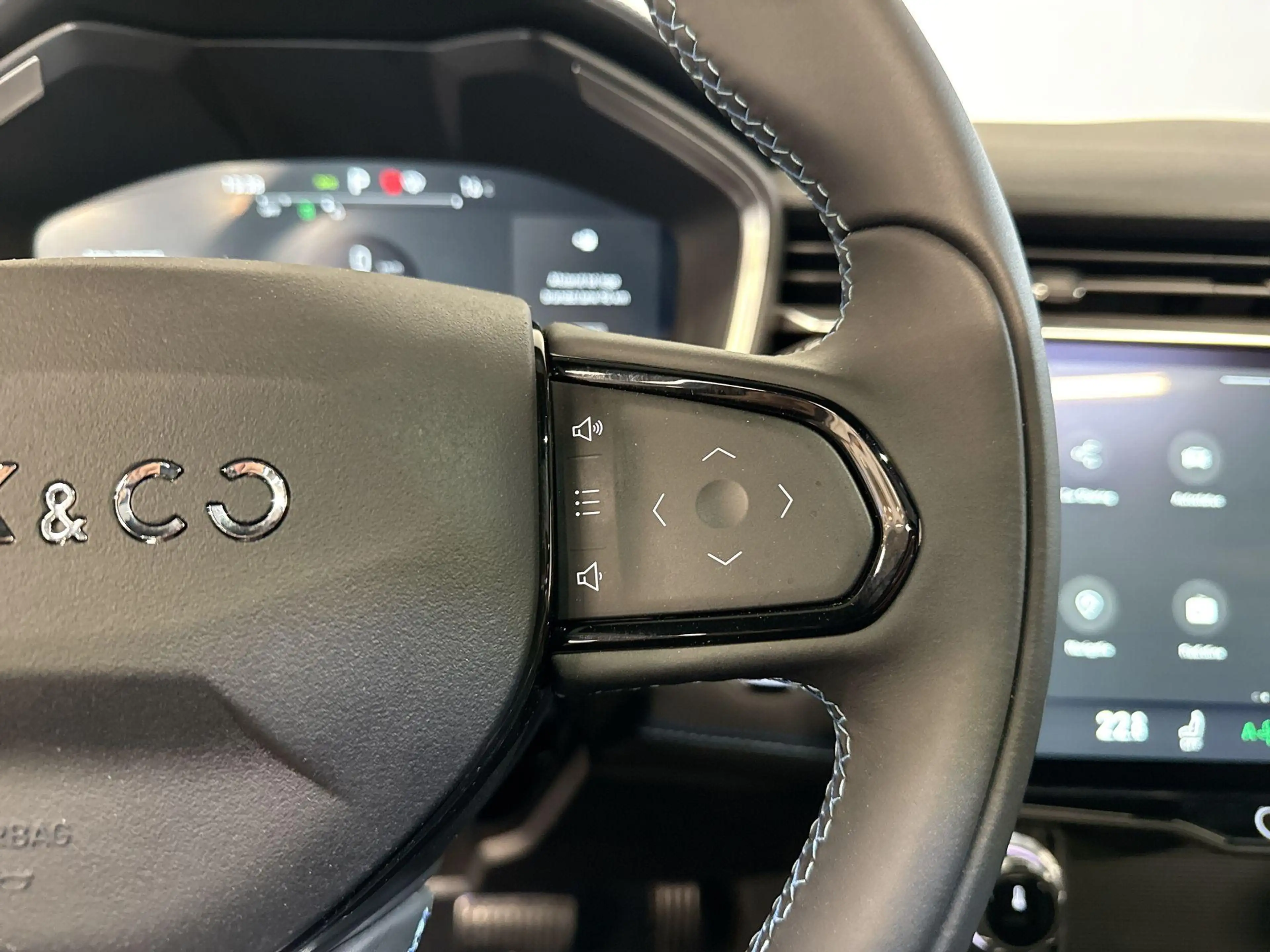 Lynk & Co 01 1.5 PHEV | MY23 | 6,6 KWH | BLACK-PAKKET |TREKHAAK — photo 30
