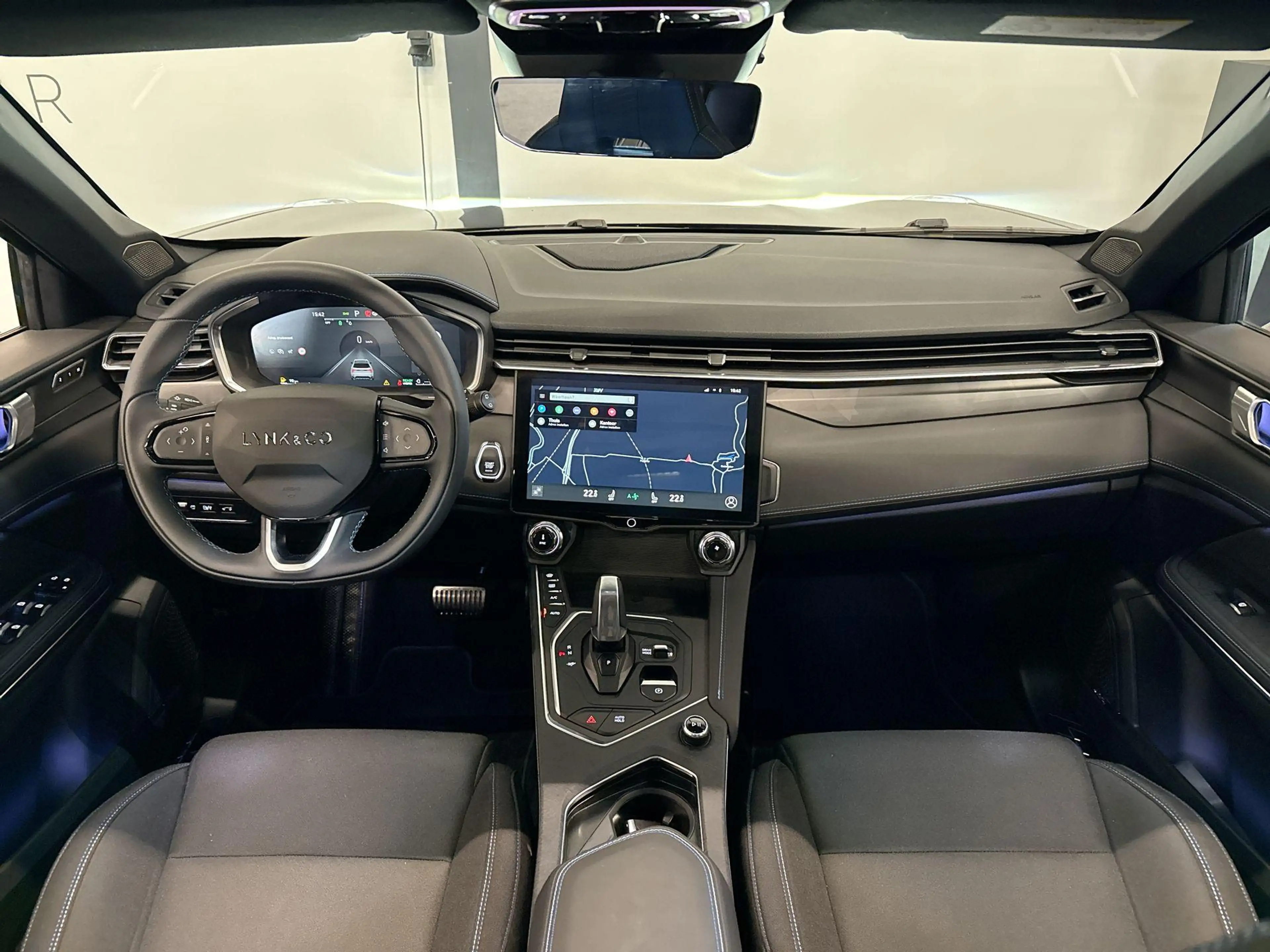 Lynk & Co 01 1.5 PHEV | MY23 | 6,6 KWH | BLACK-PAKKET |TREKHAAK — photo 3
