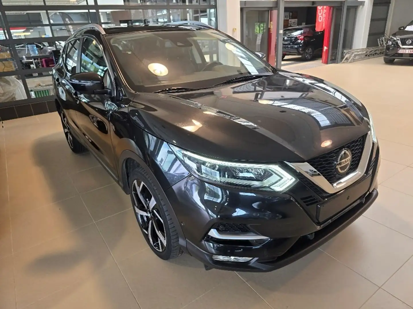 Nissan Qashqai 1.3 DIG-T Tekna+  Leder  Garantie** Zwart - 2