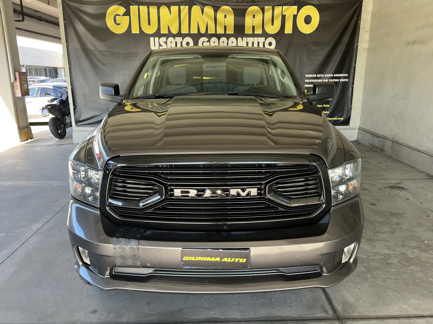 RAM 1500 AUTOCARRO N1 - 1500 4x4 5.7 V8 Crew Cab SB Sport Nero - 2