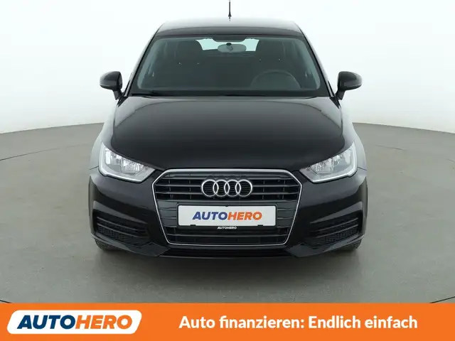 Audi A1 view 9