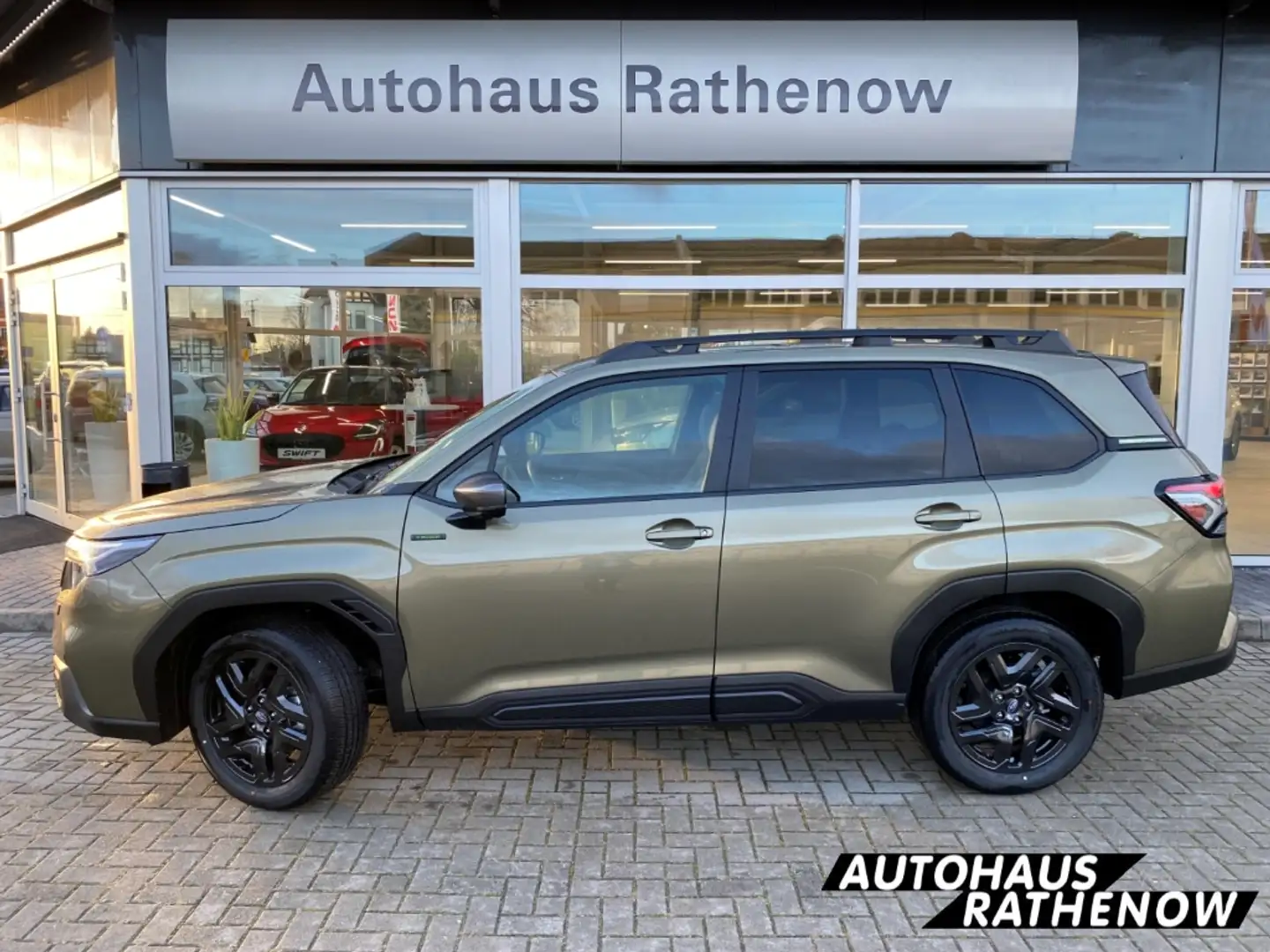 Subaru Forester SOMO Edition Exclusive Cross 2.0ie Mild-Hybrid 5 J Verde - 1