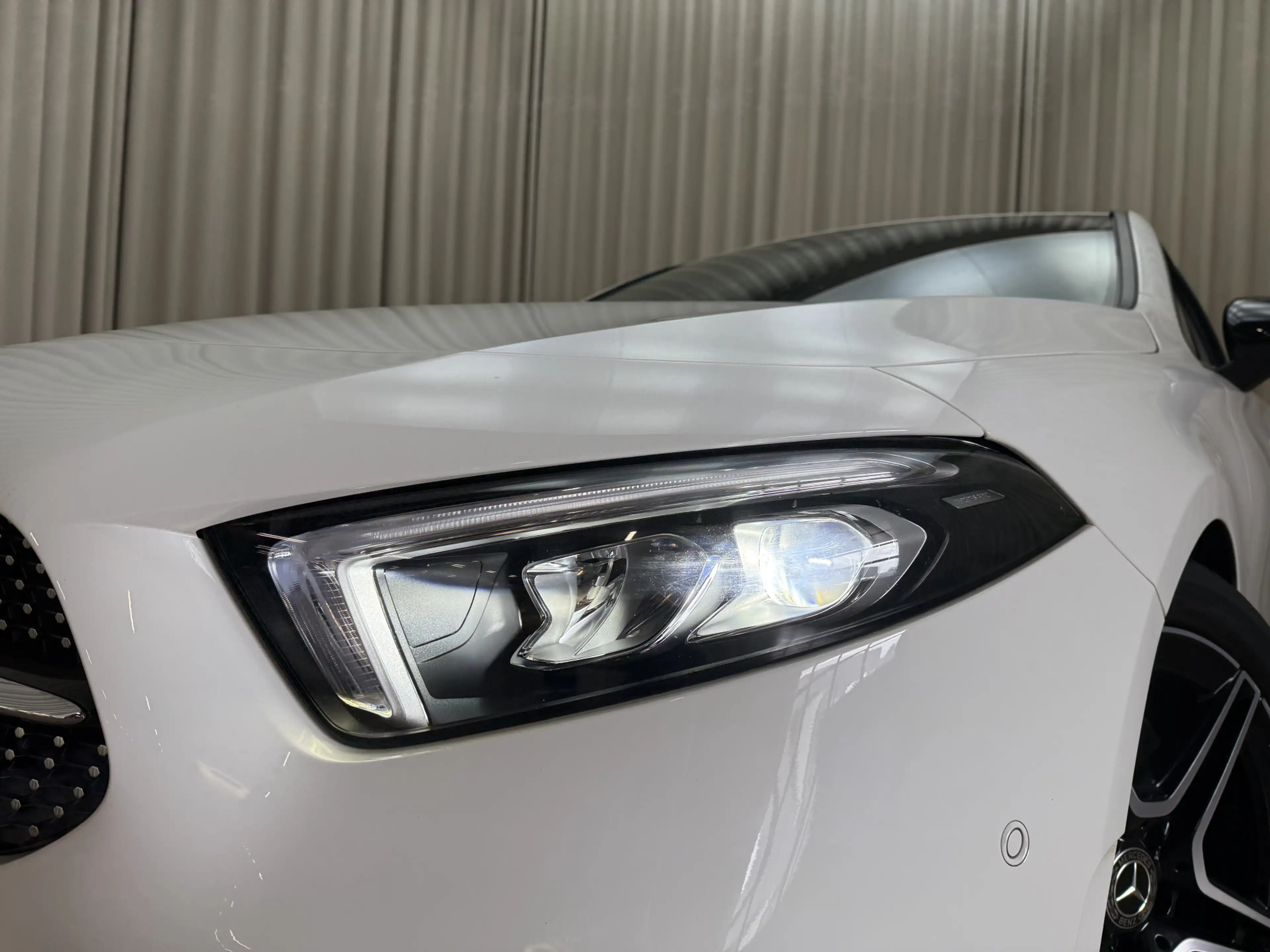 Mercedes-Benz A 250 *AMG* Leder/Alcantara / 225PK / Camera / Full LED — photo 40