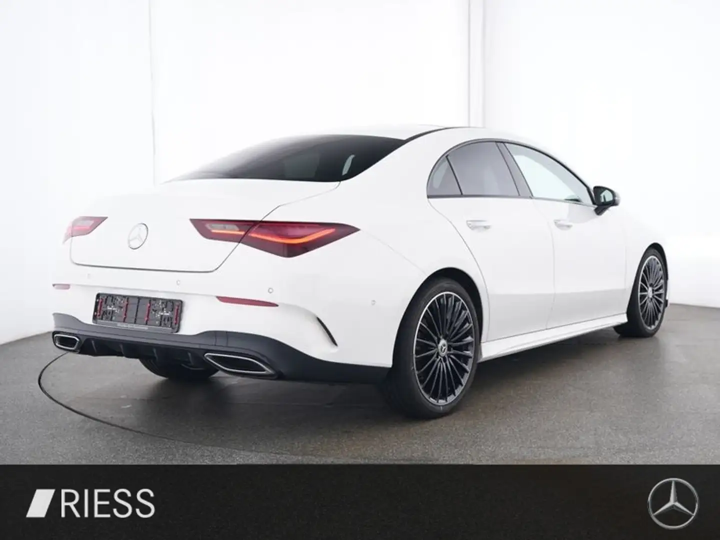 Mercedes-Benz CLA 200 d Coupé AMG SPORT PANORAMA 19' NIGHT WINTER Blanco - 2