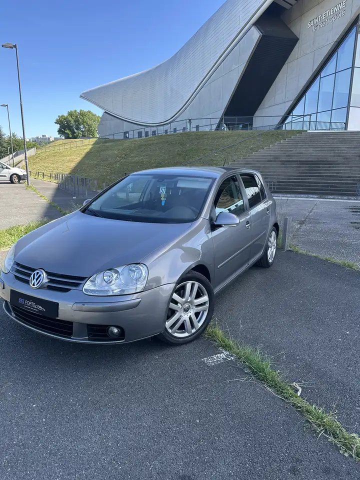 Volkswagen Golf 2.0 16S TDI Sport DSG