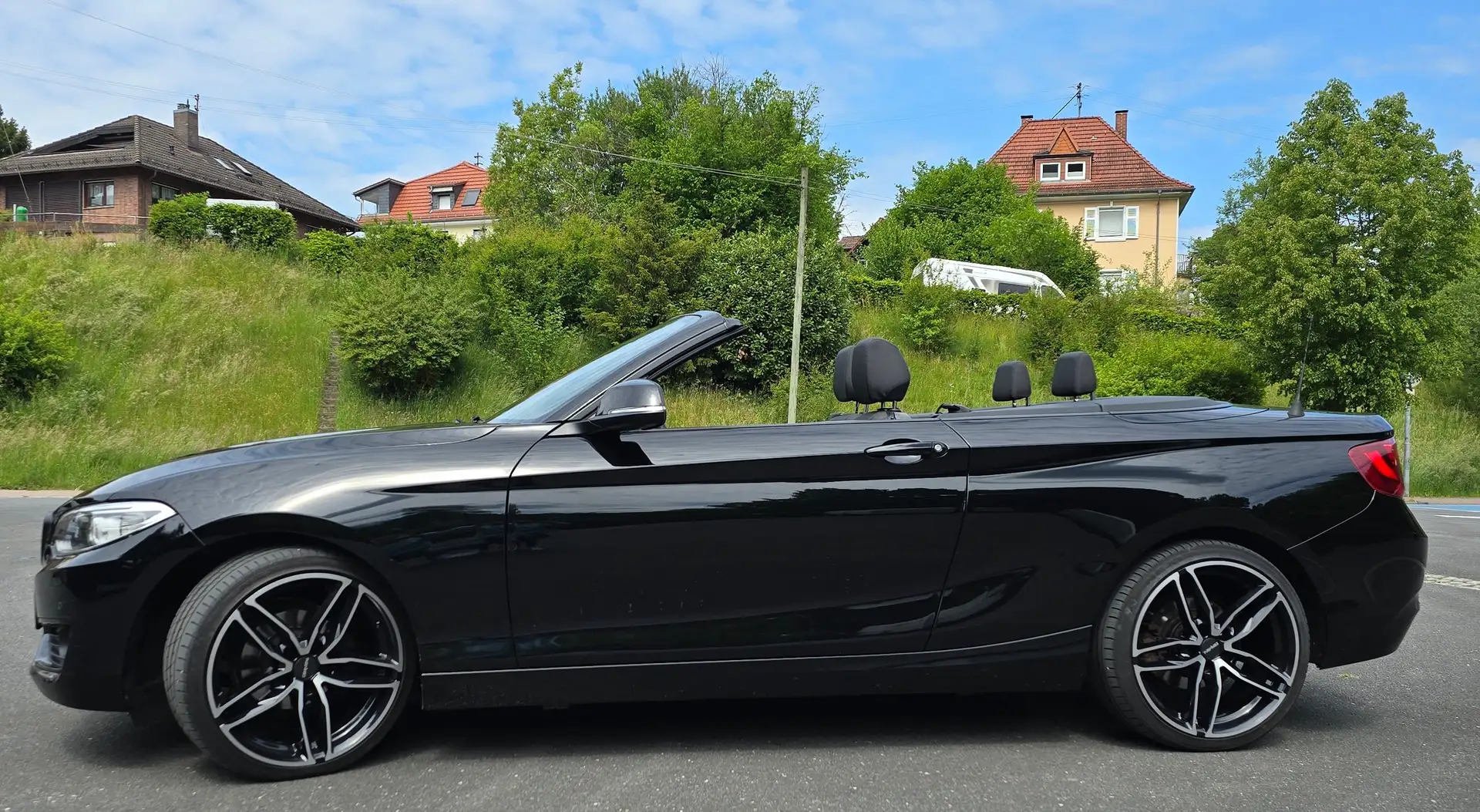 BMW 218 218i Cabrio Advantage Schwarz - 2